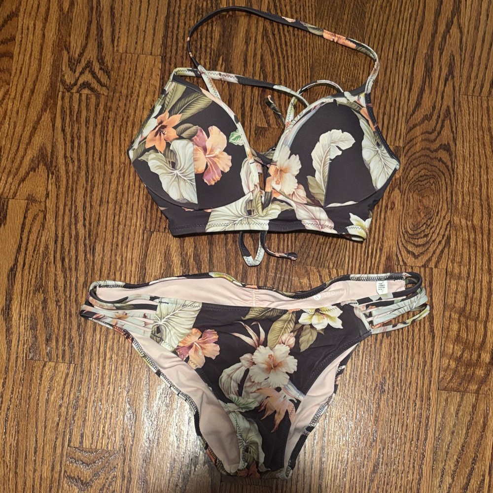 Shade & Shore Black Floral Bikini Set